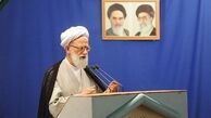 آیت الله امامی کاشانی: امام خمینی(ره) بار دیگر اسلام را به دنیا ارائه کرد