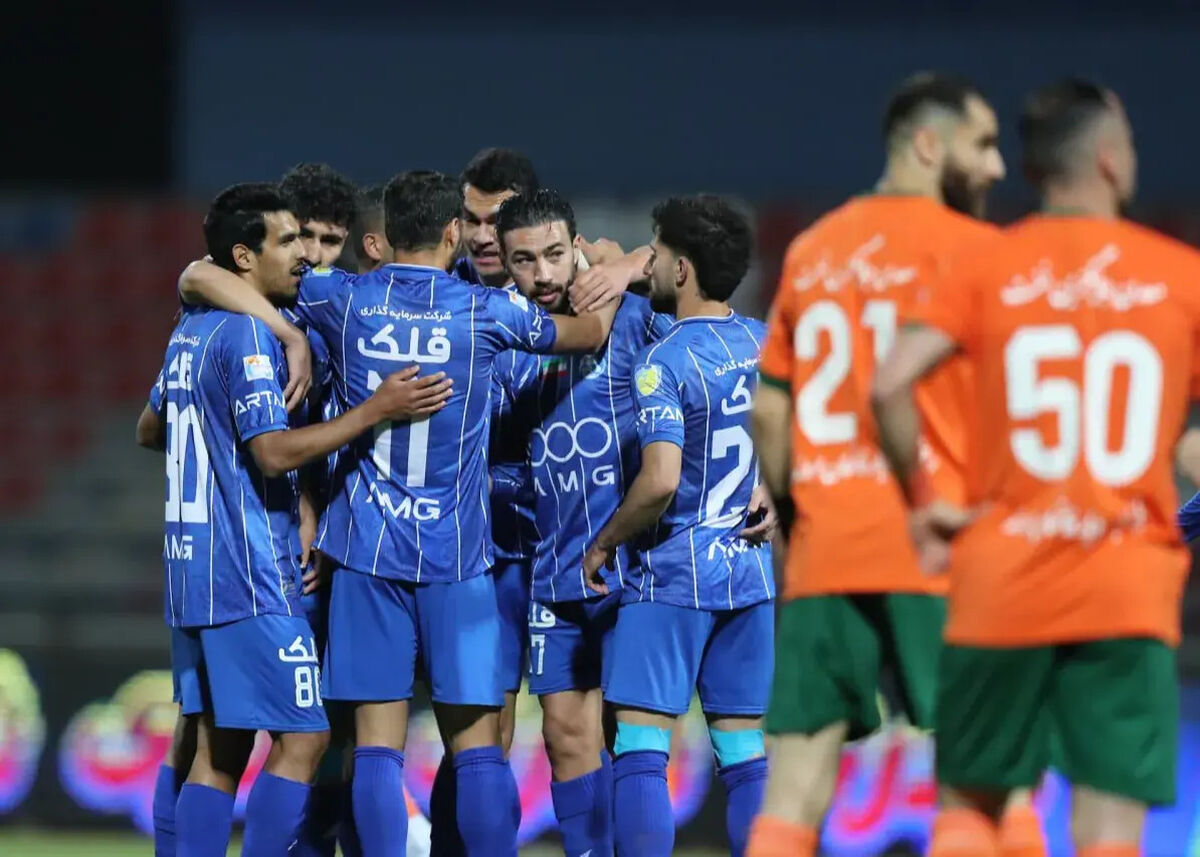 لیگ برتر فوتبال یک ماه تعطیل می&zwnj;شود