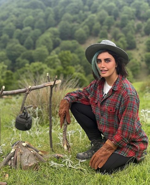 تیپ طبیعت گردی الناز شاکردوست + عکس